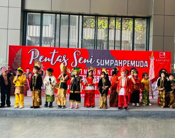 PENTAS SENI SUMPAH PEMUDA : INDONESIA PLAYSCHOOL DALAM KERAGAMAN
